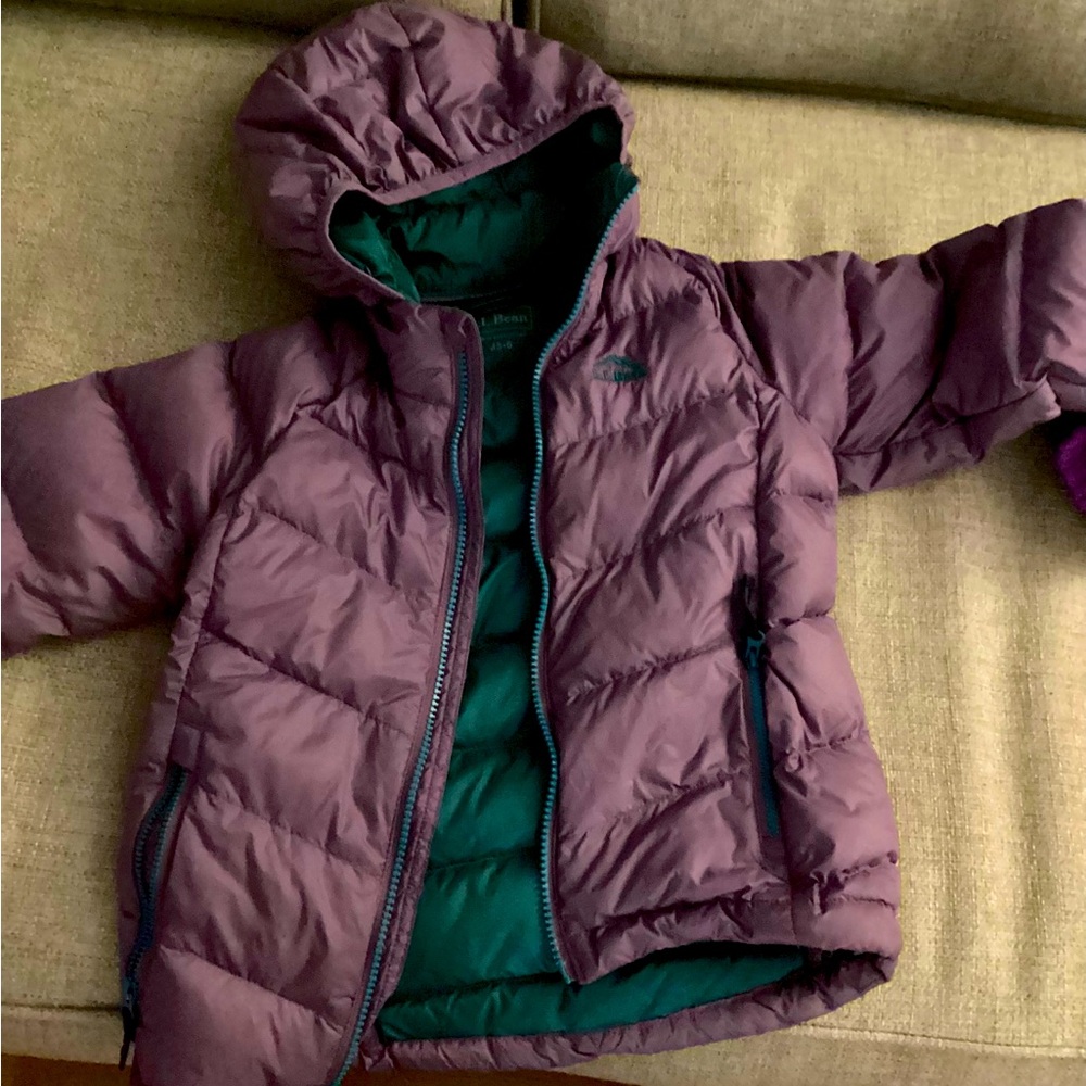 Little girls down jacket in great condition! Size is 5-6 from L.L. Bean